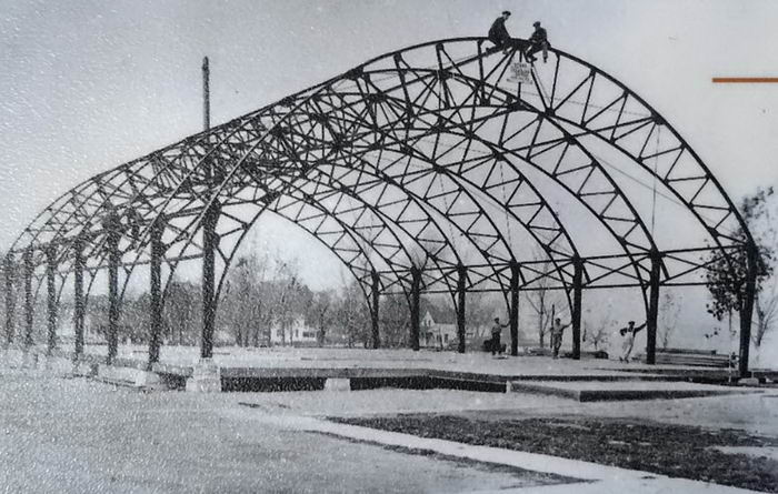 Walled Lake Dance Pavillions - Old Photo (newer photo)